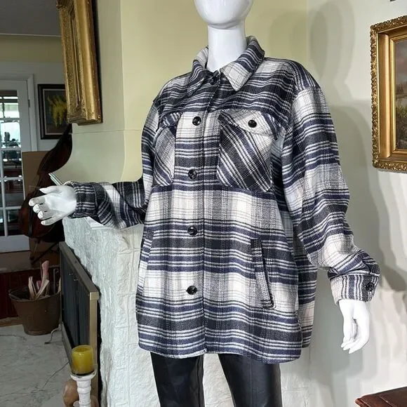 H&M Oversized Plaid Shacket - Picture 9 of 16